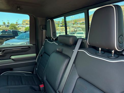 Used 2026 GMC Sierra 2500 AT4X AWD/4WD image 22