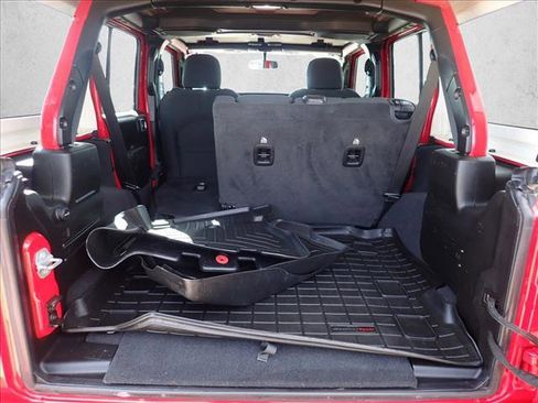 Used 2021 Jeep Wrangler Unlimited Sport S image 8