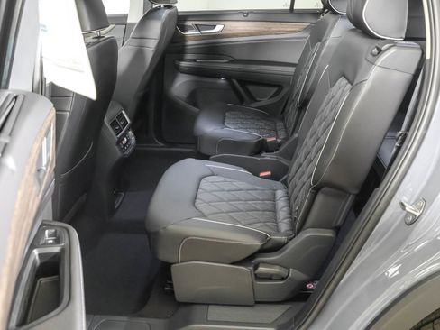 New 2026 Volkswagen Atlas SEL Premium R-Line AWD/4WD image 35