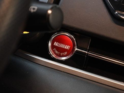 Used 2024 Mitsubishi Outlander Ralliart AWD/4WD image 43
