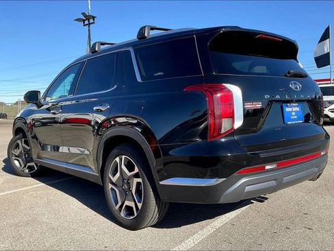Used 2025 Hyundai Palisade Limited image 3