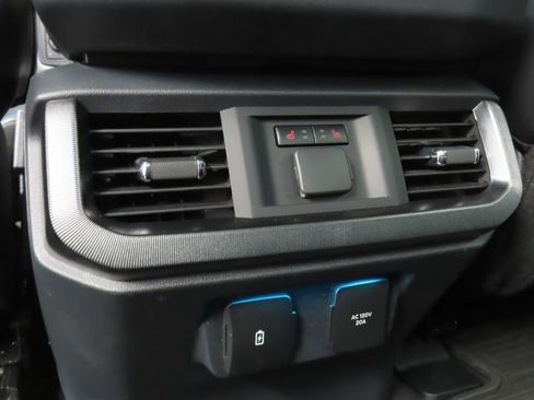 Used 2024 Ford F150 Platinum AWD/4WD image 18