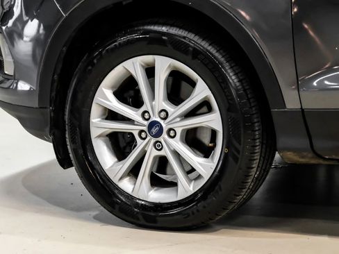 Used 2018 Ford Escape SEL AWD/4WD image 54