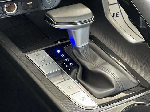Certified 2025 Hyundai Elantra SEL FWD image 30