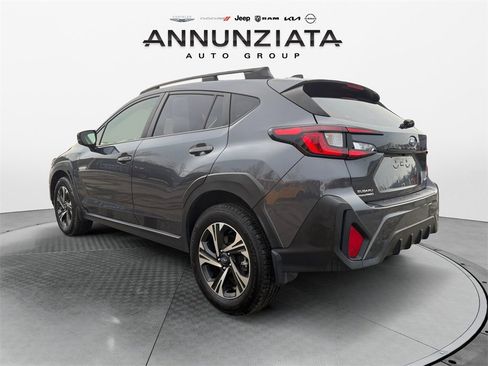 Used 2024 Subaru Crosstrek 2.0i Premium image 3
