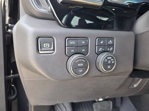 Used 2024 Chevrolet Silverado 1500 LT Trail Boss w/ Convenience Package II AWD/4WD image 26