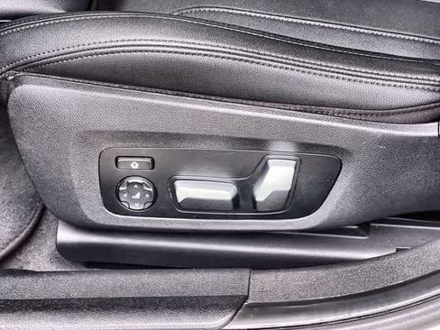 Used 2020 BMW 330i Sedan w/ Convenience Package RWD image 31
