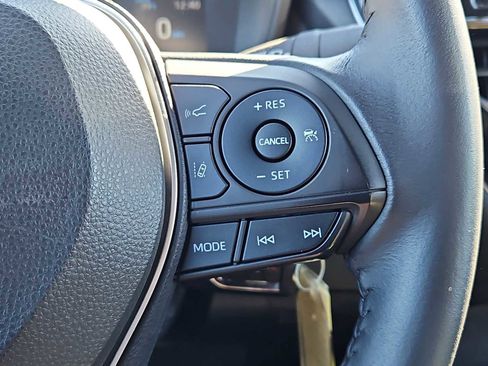 Used 2022 Toyota Corolla SE image 19