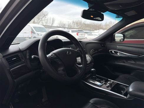 Used 2013 INFINITI M37 w/ Premium Pkg image 7