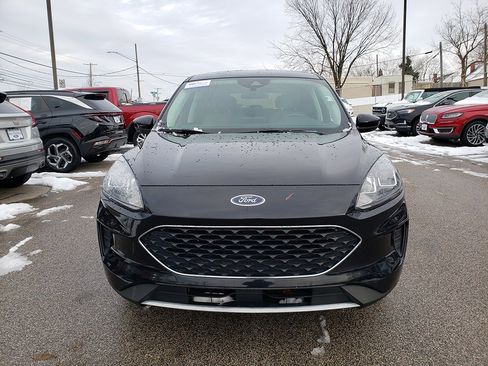 Certified 2021 Ford Escape SE image 2