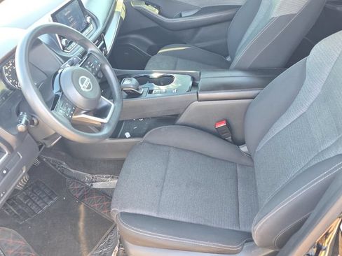 Used 2021 Nissan Rogue SV FWD image 15