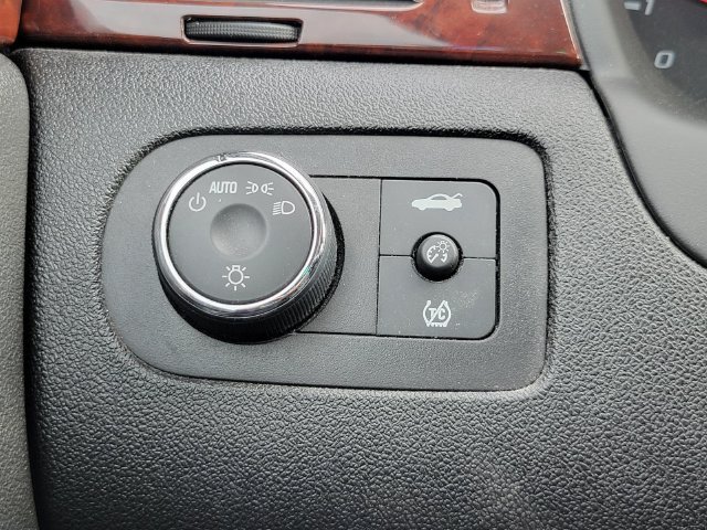 Used 2009 Chevrolet Impala LT FWD image 10