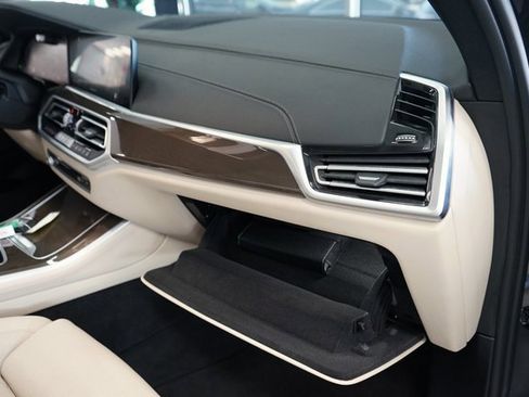 Used 2022 BMW X5 xDrive40i image 53