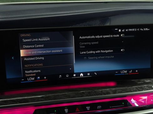 Used 2024 BMW i7 eDrive50 w/ Executive Package RWD image 67