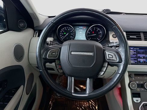 Used 2013 Land Rover Range Rover Evoque Pure Plus image 11