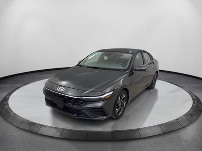 Used 2025 Hyundai Elantra SEL
