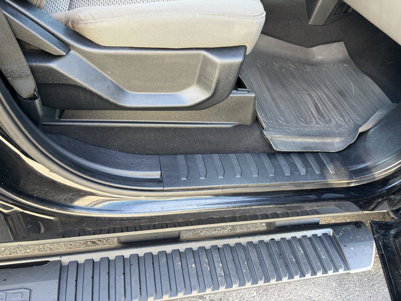 Used 2021 Ford F250 XLT w/ Snow Plow Prep Package AWD/4WD image 40