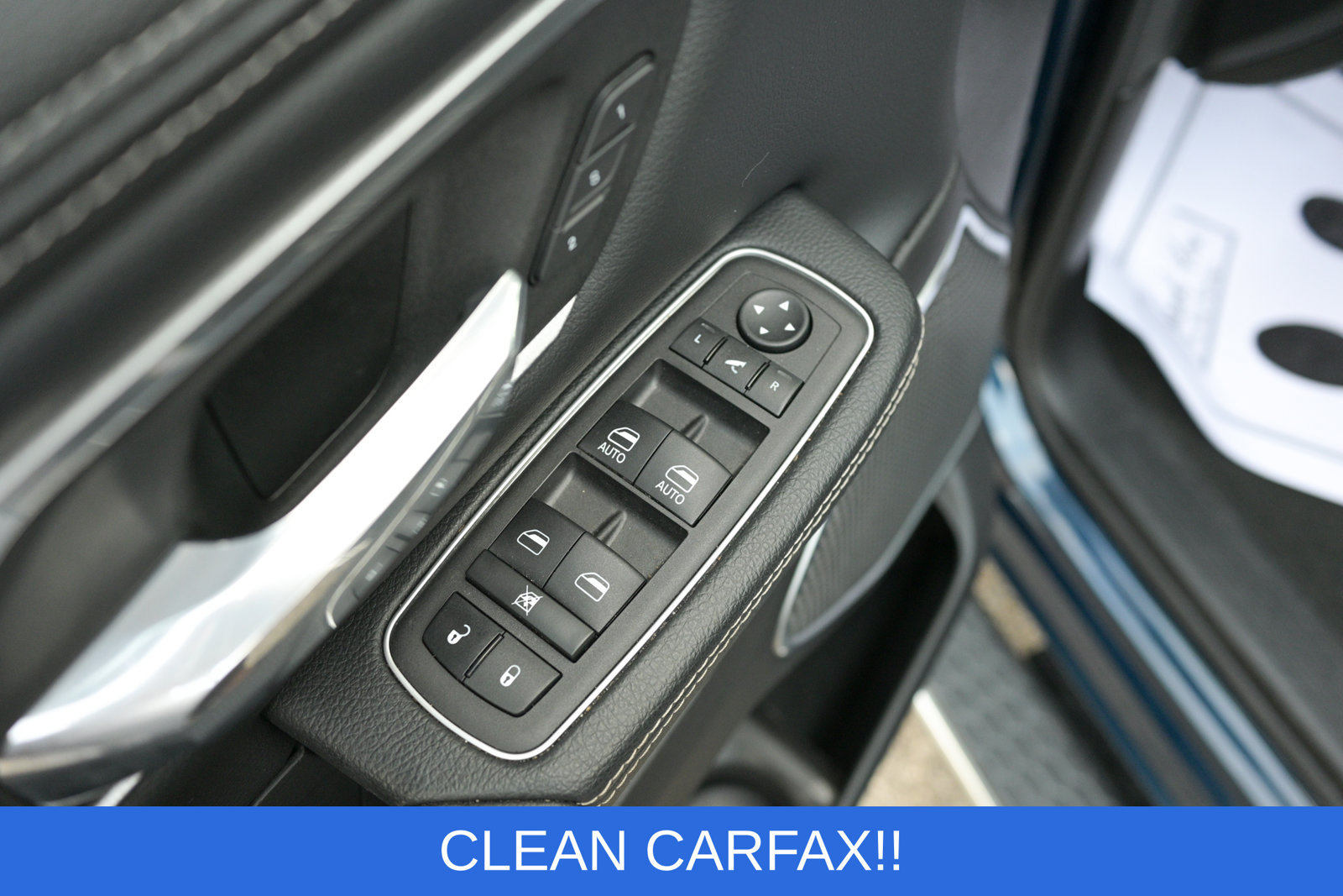 Used 2023 RAM 1500 Laramie AWD/4WD image 15