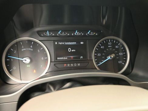 Used 2020 Ford Expedition Max XLT w/ FX4 Off-Road Package image 18