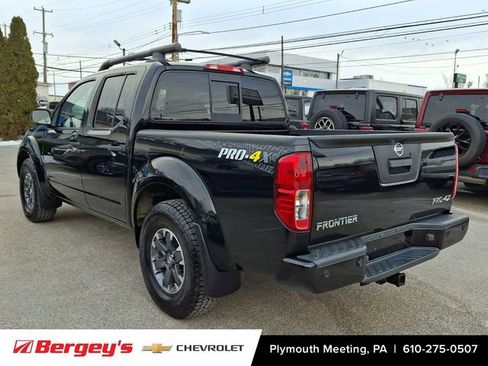 Used 2020 Nissan Frontier PRO-4X image 5