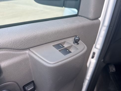 New 2026 Chevrolet Express 2500 w/ Driver Convenience Package image 13