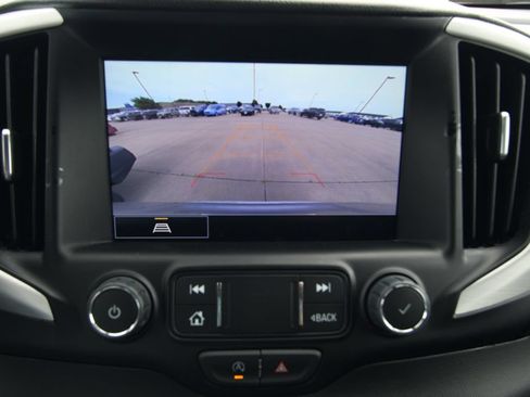 Used 2024 GMC Terrain SLT FWD image 12