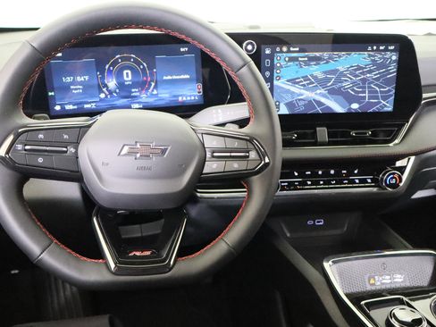 New 2026 Chevrolet Equinox RS AWD/4WD image 24