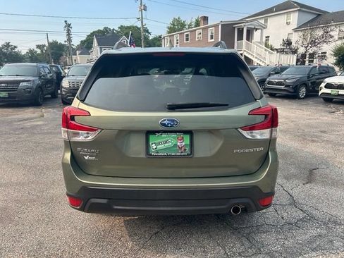 Used 2020 Subaru Forester Limited AWD/4WD image 9