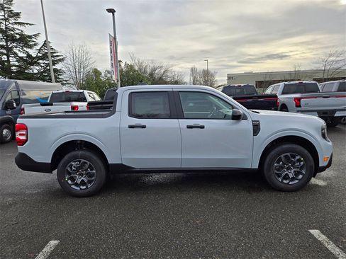 New 2026 Ford Maverick XLT w/ XLT Luxury Package image 4