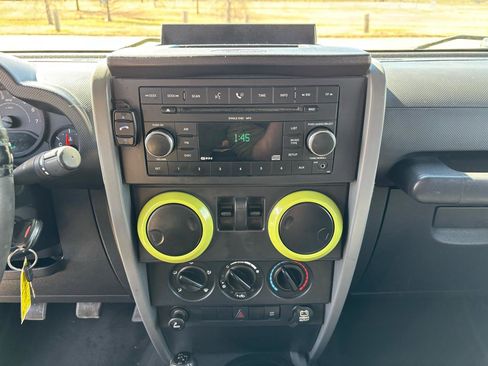 Used 2007 Jeep Wrangler X image 16