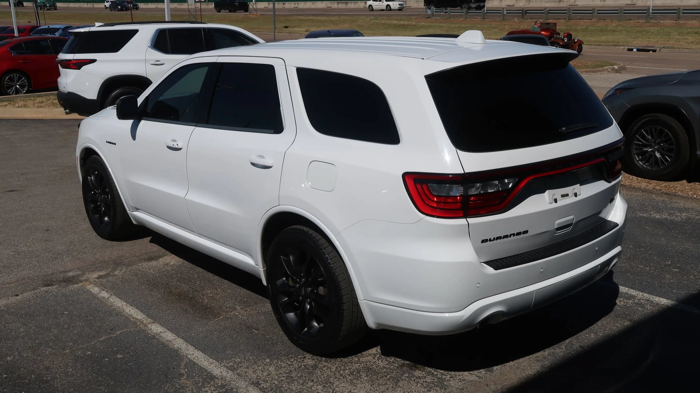 Used 2022 Dodge Durango R/T RWD image 12