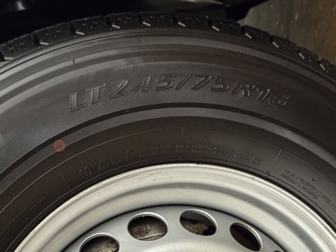 Used 2021 Mercedes-Benz Sprinter 2500 image 33