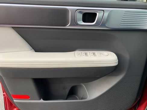 Used 2025 Hyundai Santa Fe SEL image 18