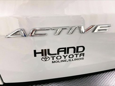 Used 2025 Ford Escape Active AWD/4WD image 8