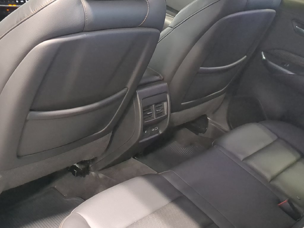Used 2023 Cadillac XT4 Sport AWD/4WD image 22