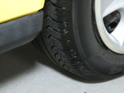 Used 2003 Toyota Celica GT image 36