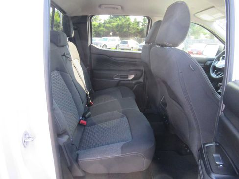 Used 2025 Ford Ranger XLT w/ Equipment Group 301A High AWD/4WD image 18