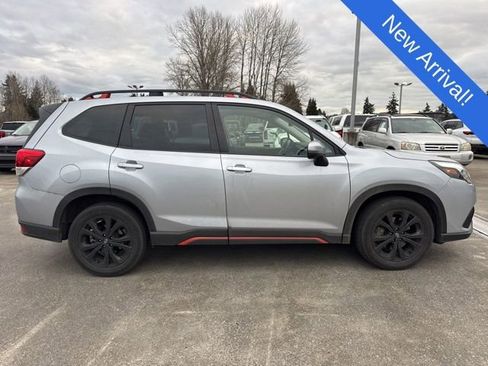 Used 2024 Subaru Forester Sport image 8