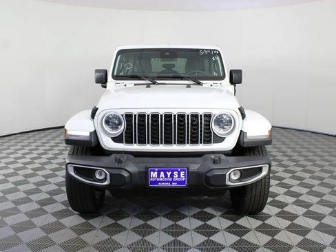 Used 2025 Jeep Wrangler Unlimited Sahara w/ Safety Group AWD/4WD image 25