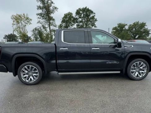 New 2026 GMC Sierra 1500 Denali image 9