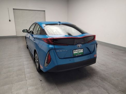 Used 2017 Toyota Prius Prime Plus FWD image 6