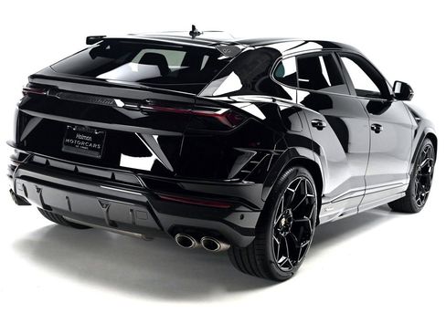 Used 2023 Lamborghini Urus Performante AWD/4WD image 6