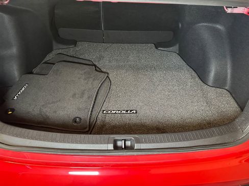 Used 2021 Toyota Corolla SE w/ Carpet Mat Package (TMS) FWD image 21