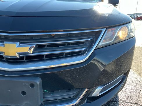 Used 2017 Chevrolet Impala LT image 29