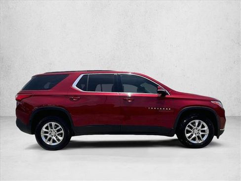 Used 2020 Chevrolet Traverse LT FWD image 5