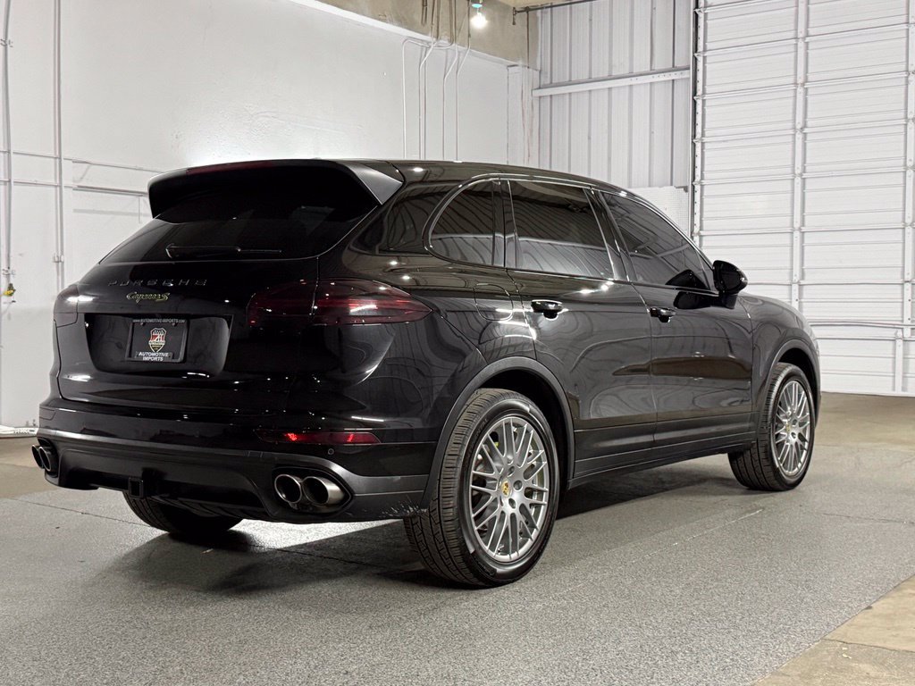Used 2016 Porsche Cayenne S AWD/4WD image 9