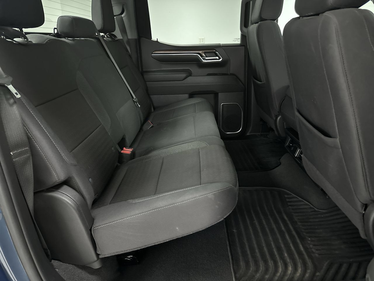 Used 2024 Chevrolet Silverado 1500 LT AWD/4WD image 22