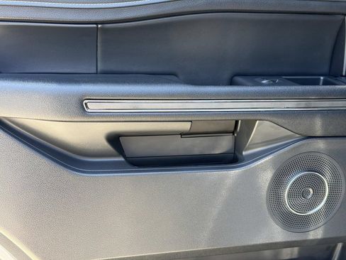 Certified 2022 Ford Expedition XLT RWD image 21