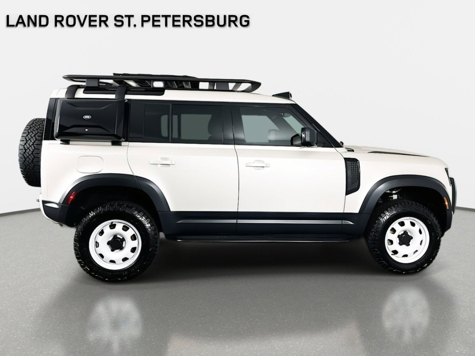 Used 2024 Land Rover Defender 110 S AWD/4WD image 4