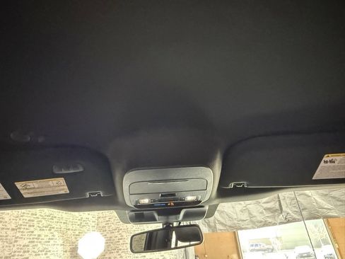 Used 2023 Ford F150 Lariat w/ Equipment Group 502A High image 22